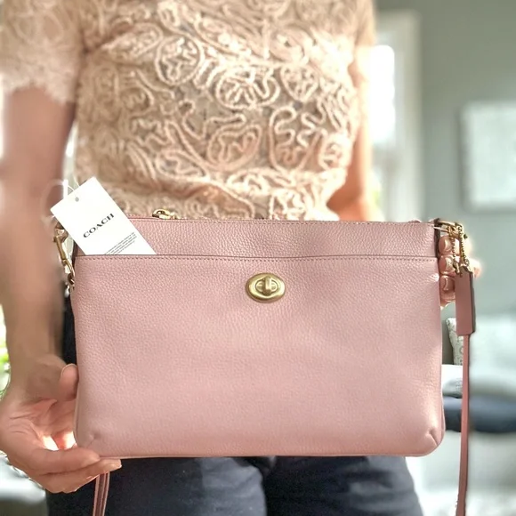NWT Coach Polly Pebbled Leather Turnlock Crossbody Bag carnation - Picture 7 of 8